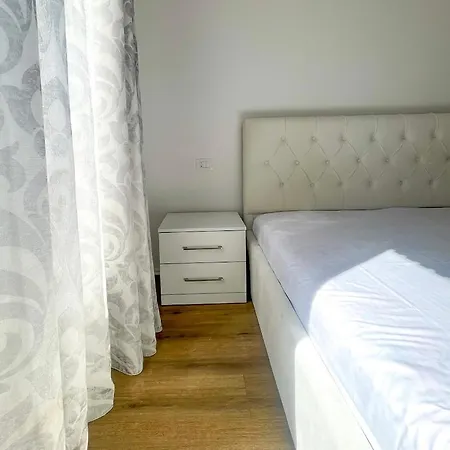 Superior In A Tirana